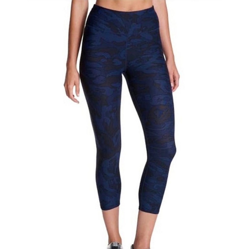 DKNY Sport Donna Karan Camo Camouflage Skinny Crop